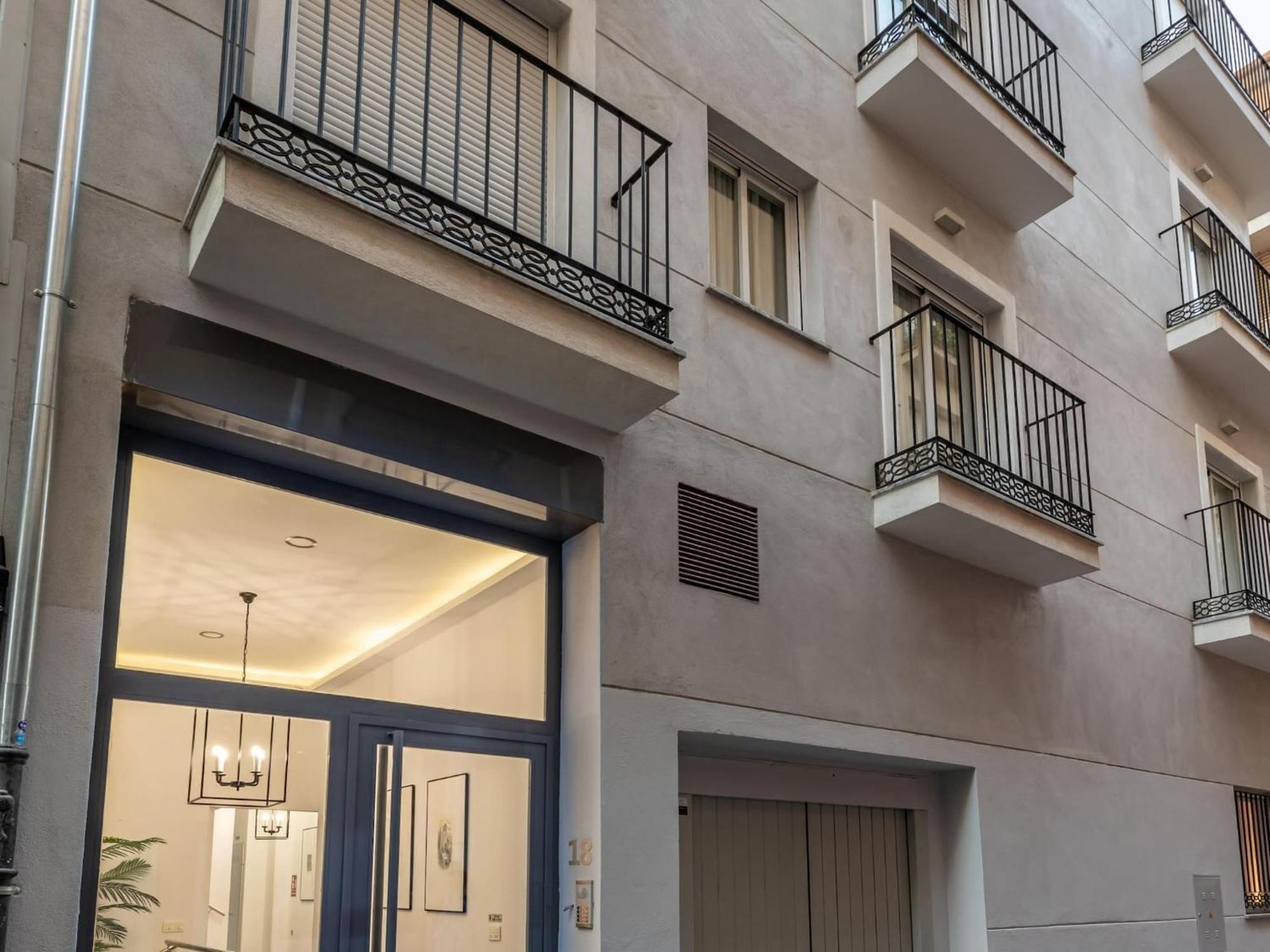Central Stylish And Elegant 1 & 2 Bedroom Apartments III Granada Exteriér fotografie